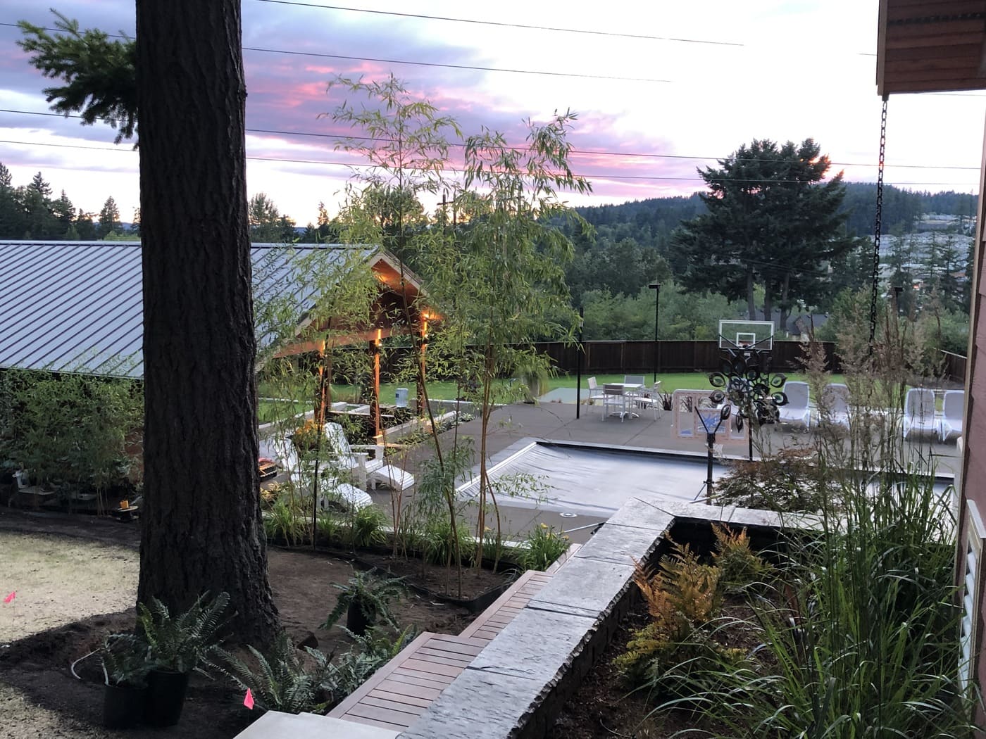 Deck with cable railing